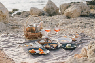 beach picnic oahu